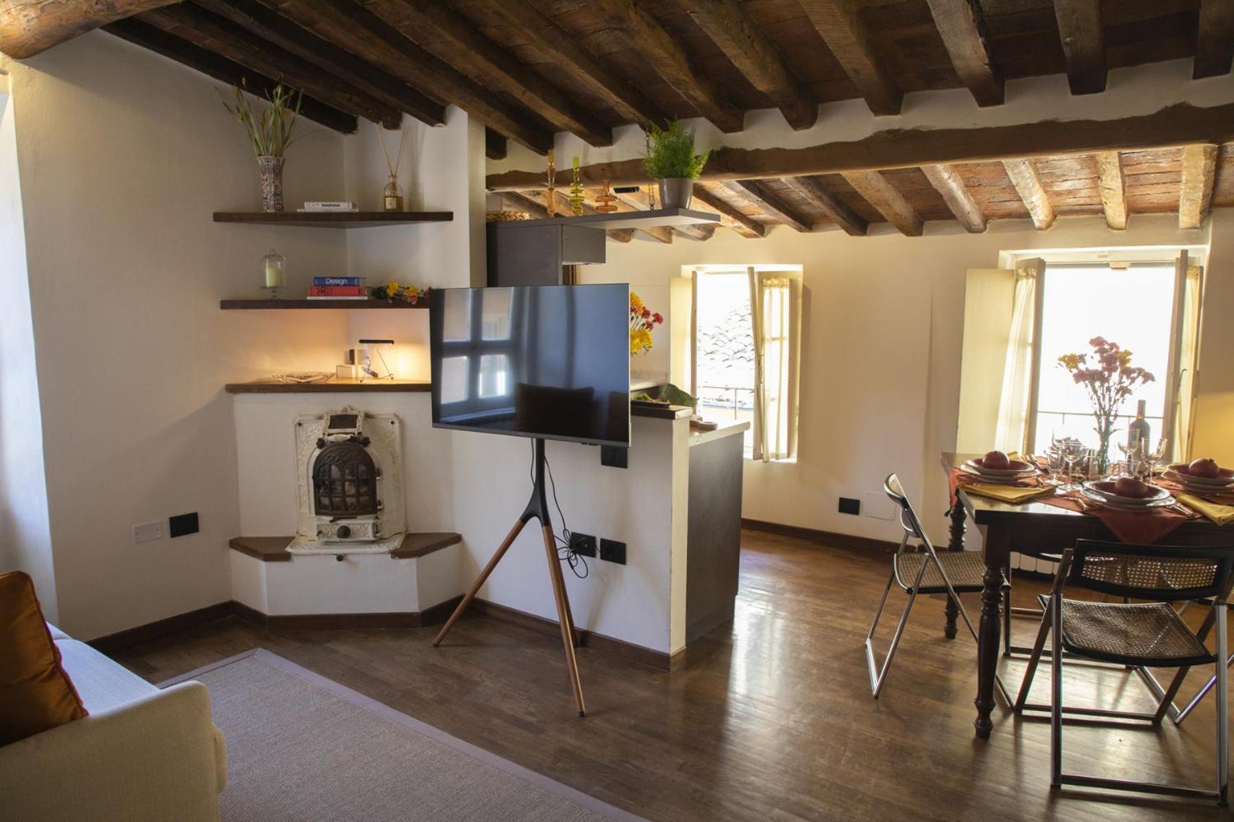 La Mansardina Beccheria Central Apartment 1 Double Bedroom, 1 Sofa Bed Λούκα Εξωτερικό φωτογραφία